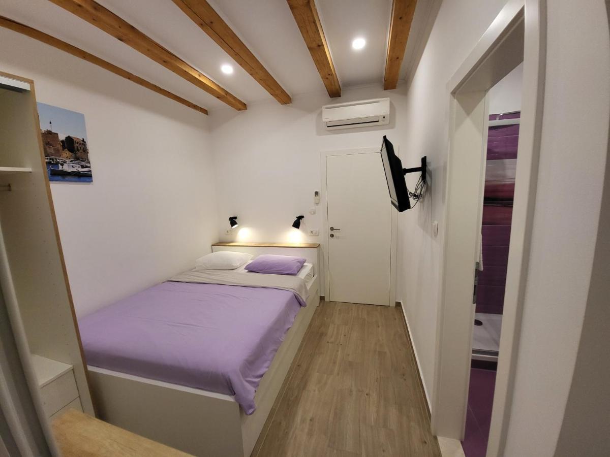 The Little Gem Bed and Breakfast Komiža Exterior foto